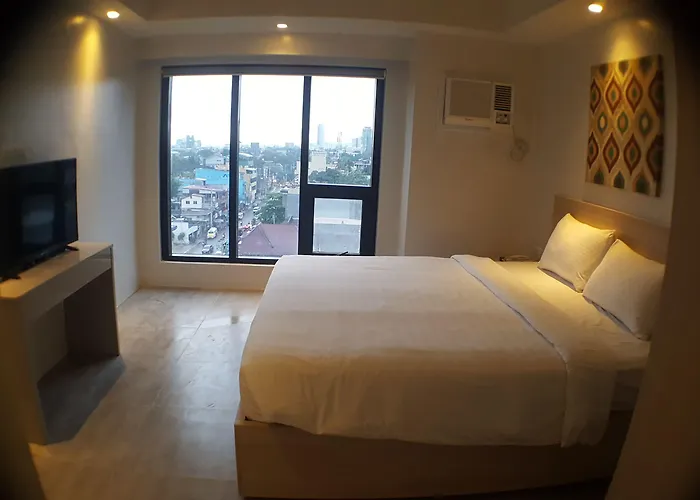 Mabolo Royal Hotel 3*