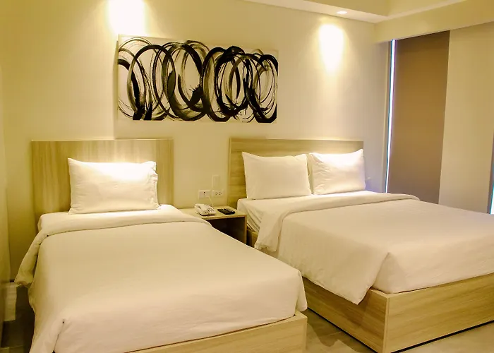 Mabolo Royal Hotel 3*