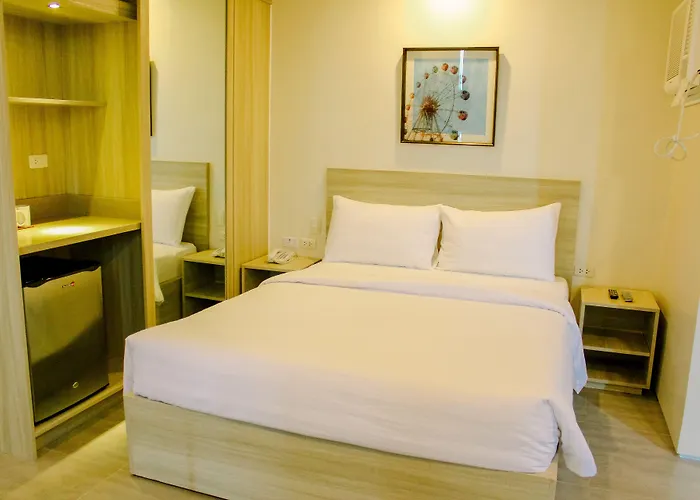 Mabolo Royal Hotel 3*
