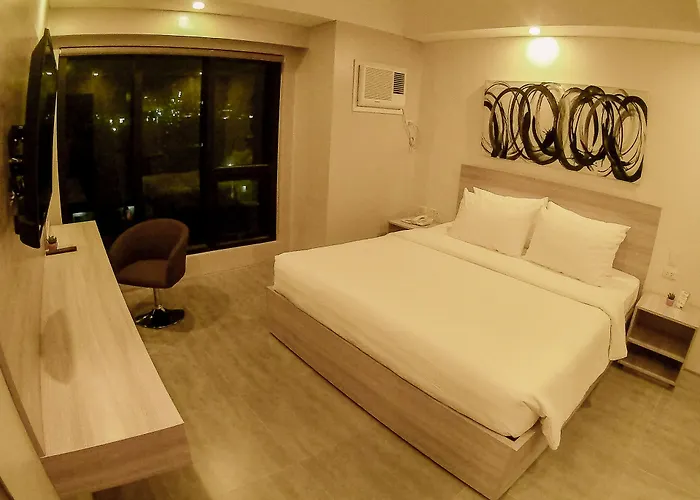 Mabolo Royal Hotel 3*